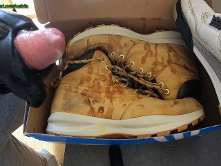 Cumming friends Nike Boots