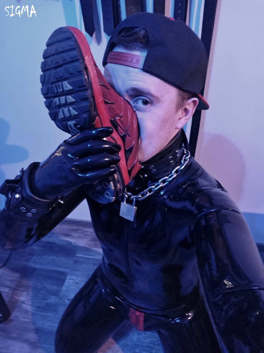 Photo by @PuppySigma